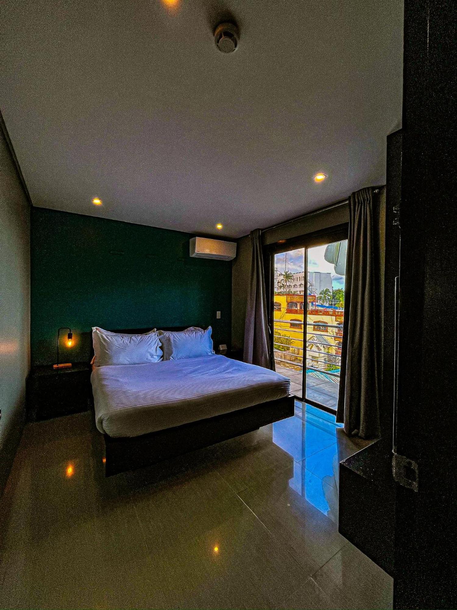 The Pacific Coast Aparthotel Yapak