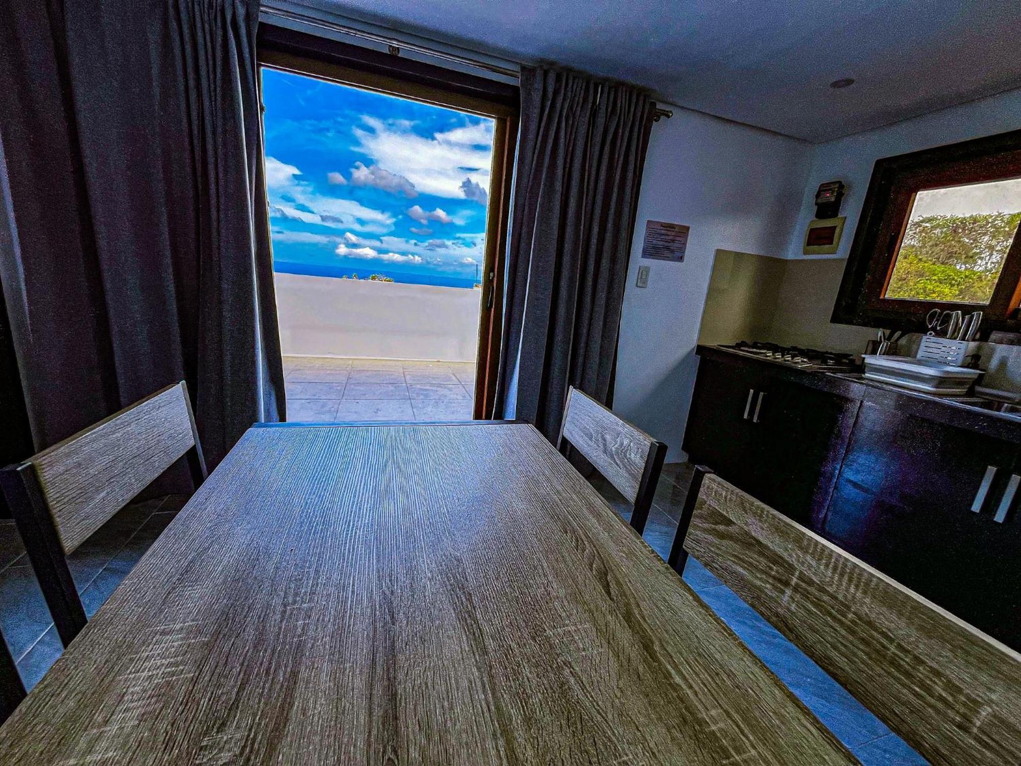 Aparthotel The Pacific Coast