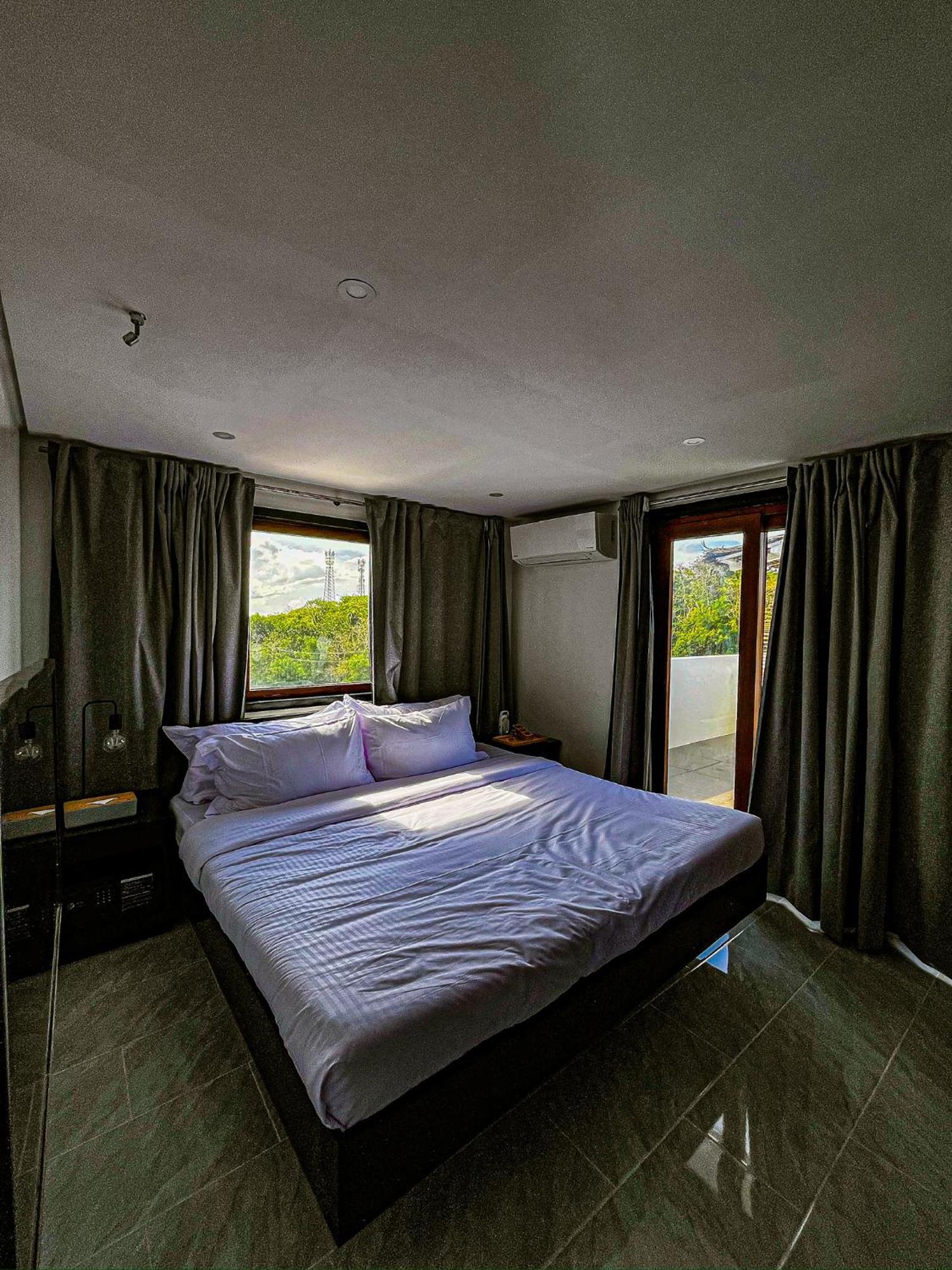 Aparthotel The Pacific Coast